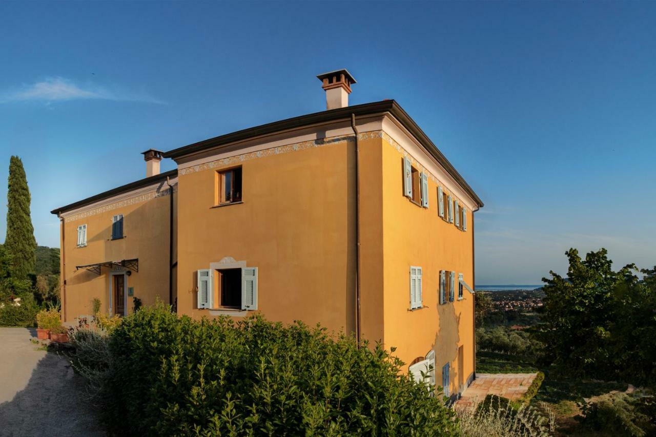 Locanda De Banchieri Fosdinovo Luaran gambar